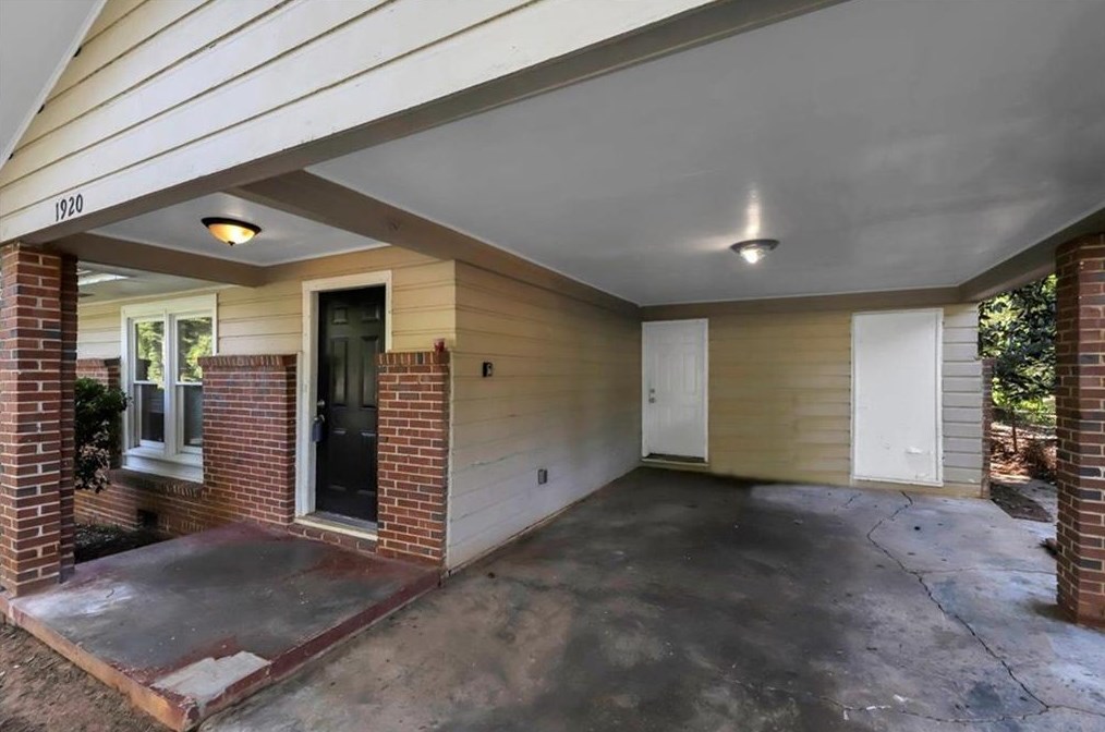 1920 Cindy Dr, Decatur, GA 30032