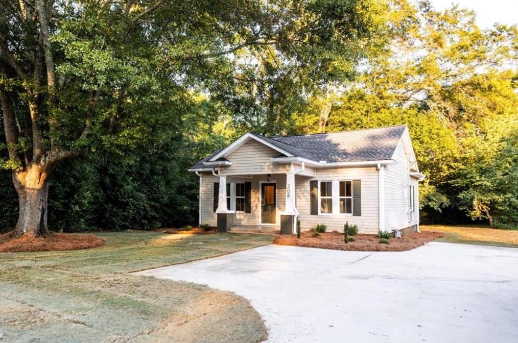 308 E Marable St, Monroe, GA 30655
