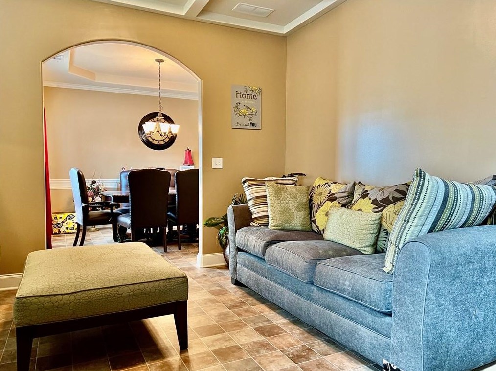 144 Stocks Cir, West Point, GA 31833-4791