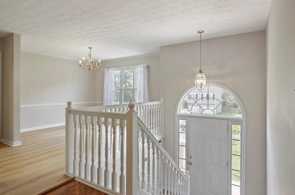 5954 Deer Springs Ln Nw, Acworth, GA 30101
