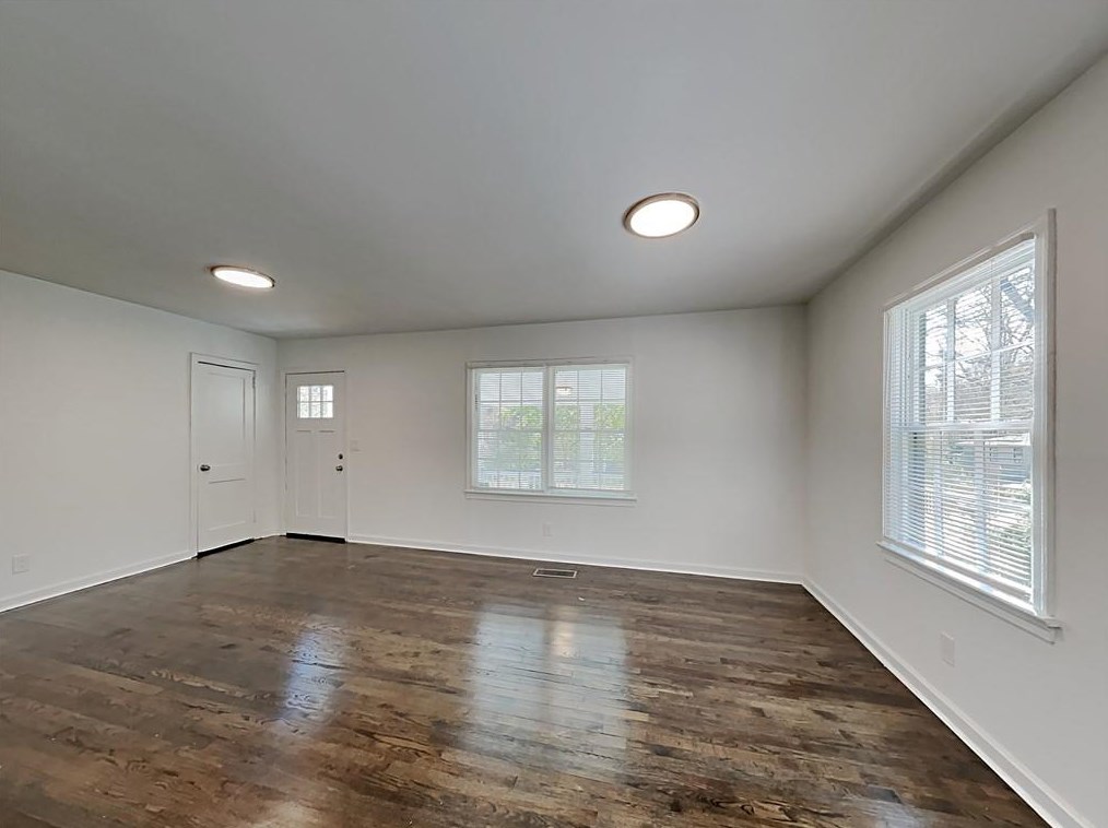 512 Aberdeen Dr Nw, Atlanta, GA 30318