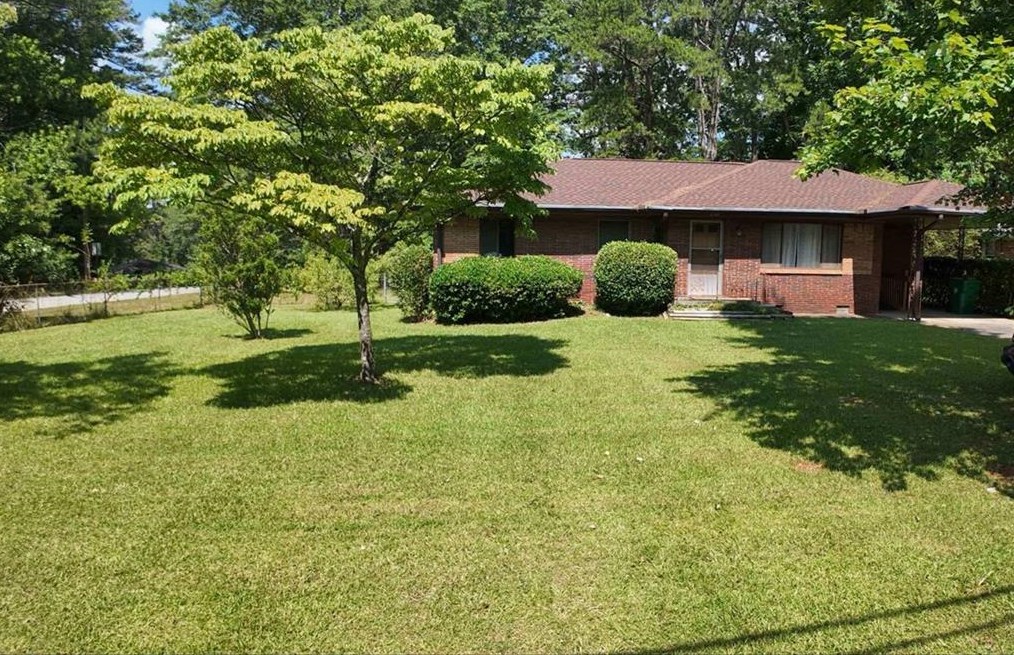 2169 Green Forrest Dr, Decatur, GA 30032