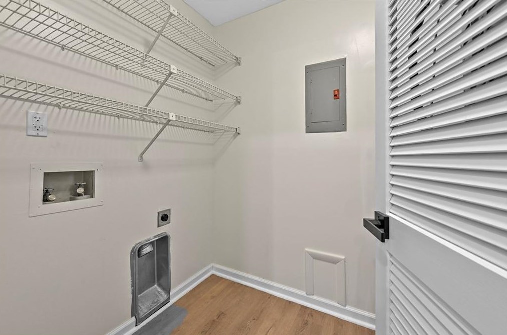 510 Tuxworth Cir, Decatur GA  30033-5618 exterior