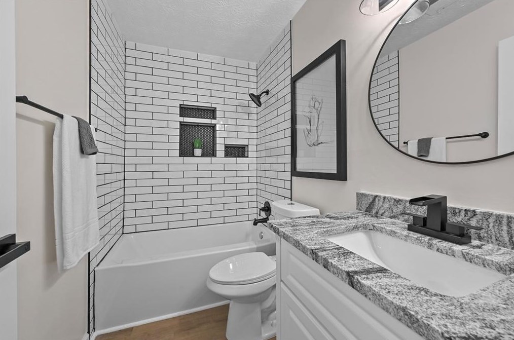 510 Tuxworth Cir, Decatur GA  30033-5618 exterior