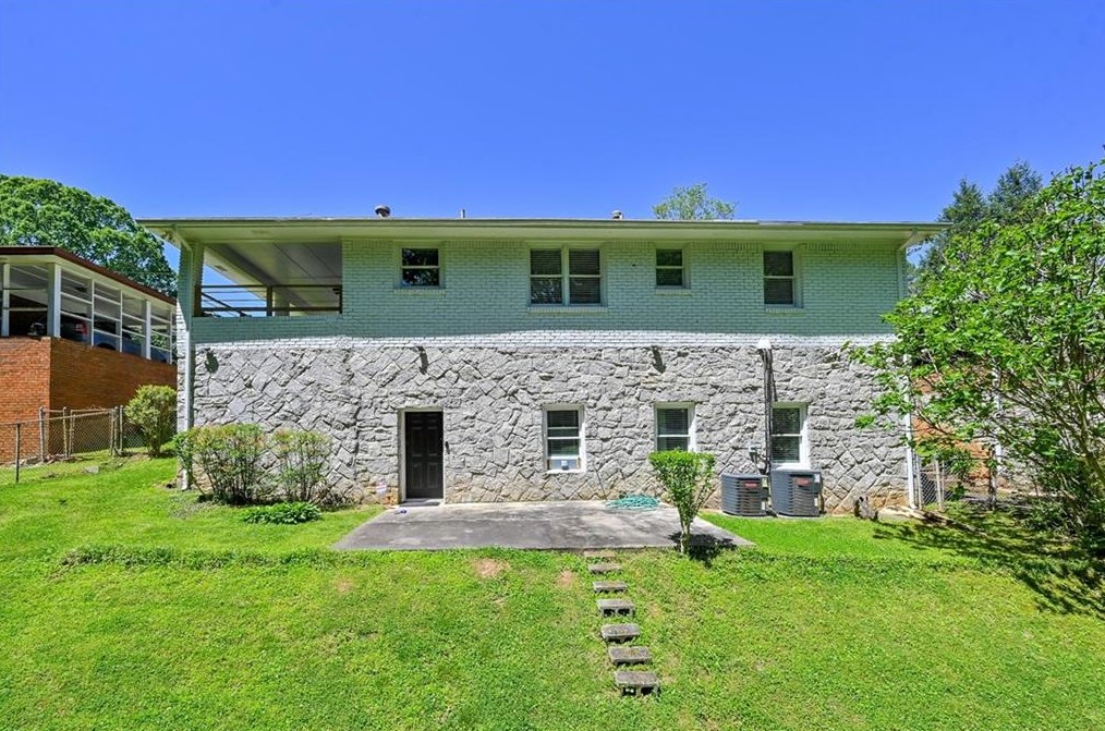 1368 Aniwaka Ave, Atlanta GA  30311-3508 exterior