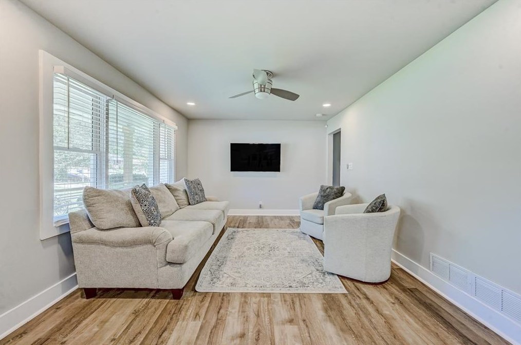 1368 Aniwaka Ave, Atlanta GA  30311-3508 exterior