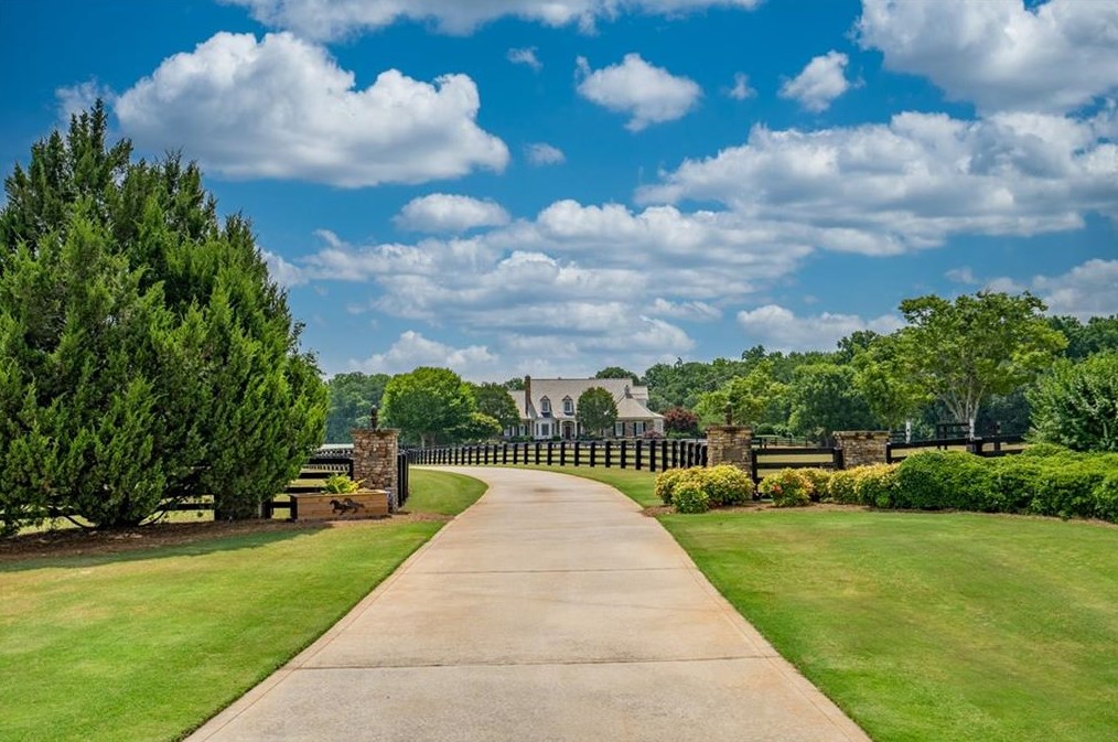 1171 Sweetbriar Trce, Madison, GA 30650