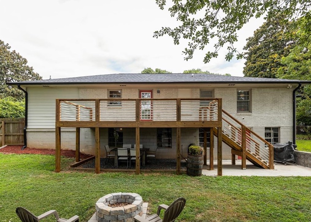 1971 Valencia Rd, Decatur GA  30032-5273 exterior