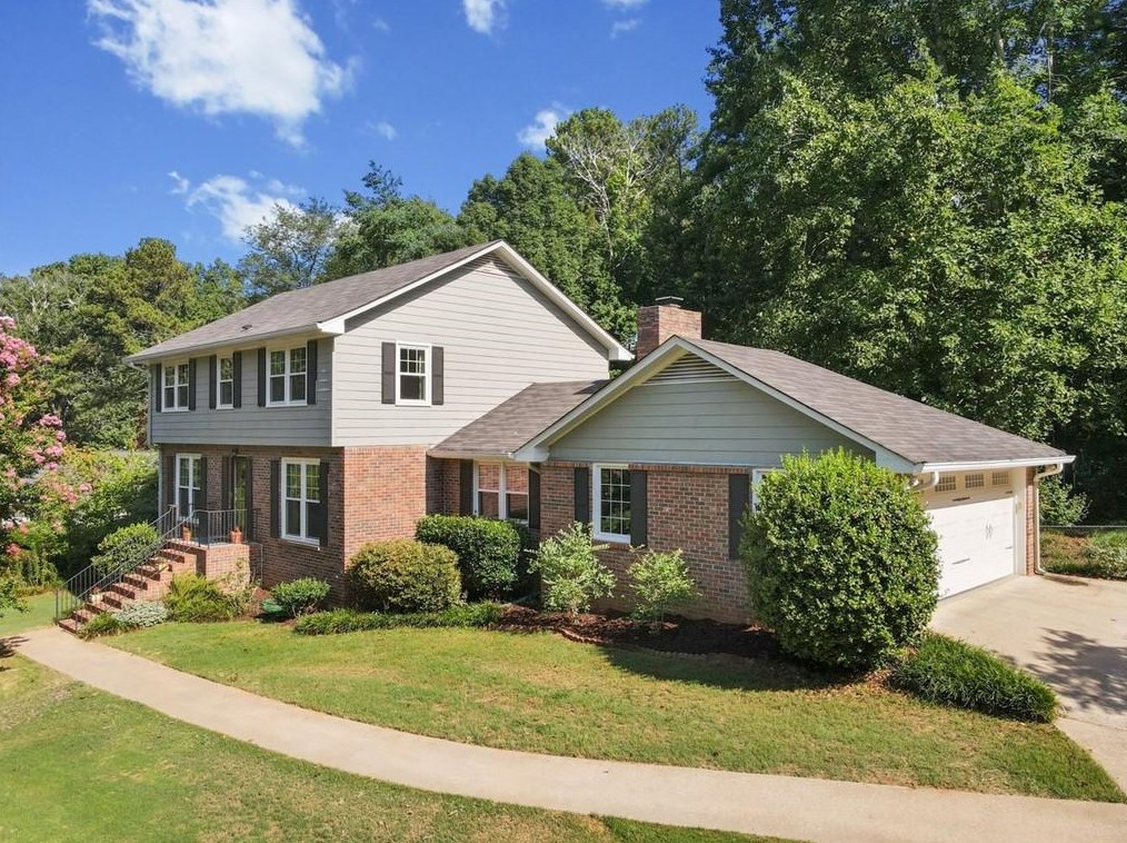 285 Northgate Trce, Roswell, GA 30075-2329