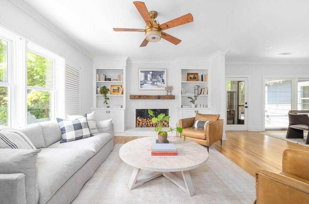 223 Woodlawn Ave, Decatur GA  30030-2312 exterior