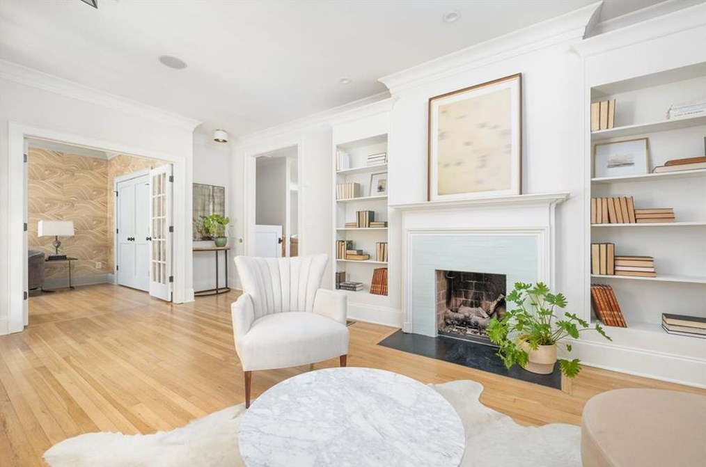 223 Woodlawn Ave, Decatur GA  30030-2312 exterior