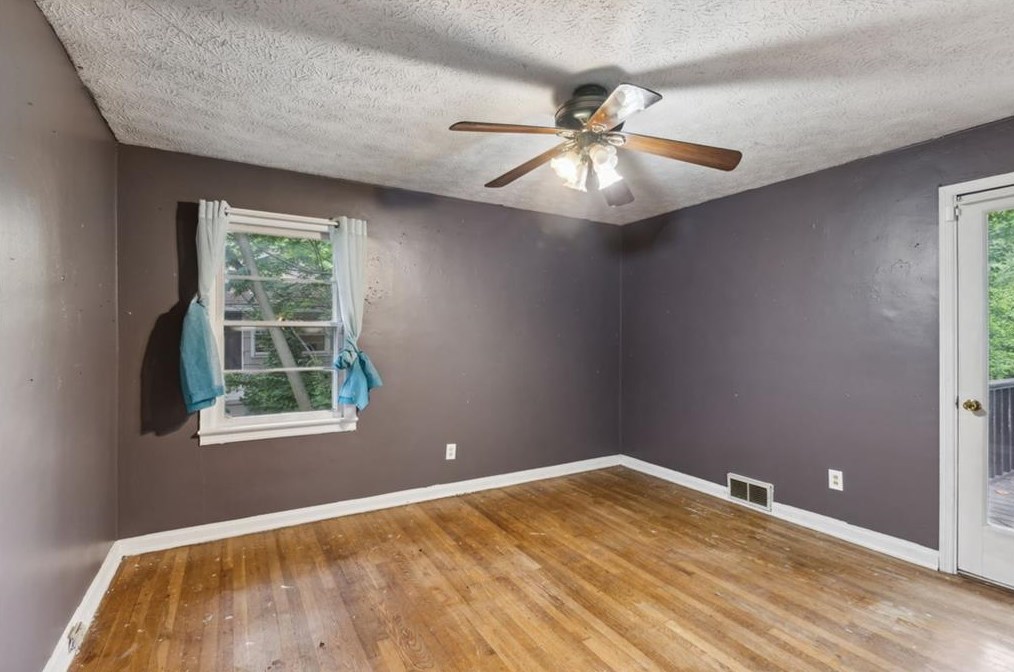 629 Clairmont Cir, Decatur GA  30033-5316 exterior