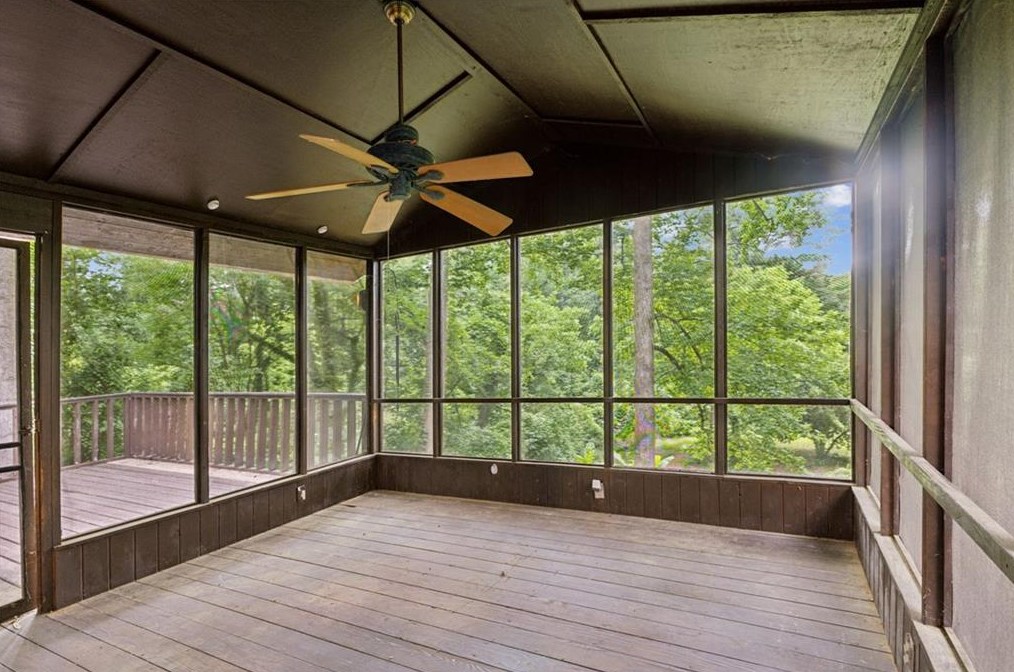 629 Clairmont Cir, Decatur GA  30033-5316 exterior