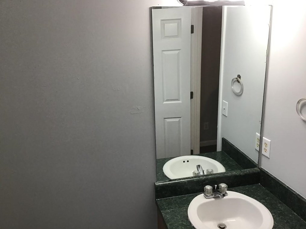 462 Buck Blvd, Calhoun GA 30701-4357 exterior