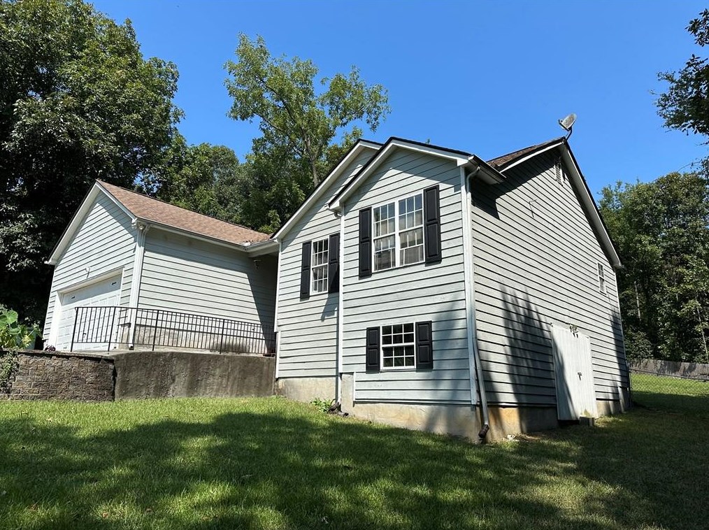 462 Buck Blvd, Calhoun GA 30701-4357 exterior