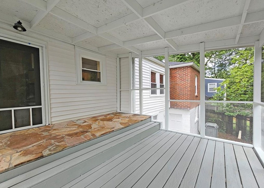 330 Ansley St, Decatur GA 30030-5215 exterior