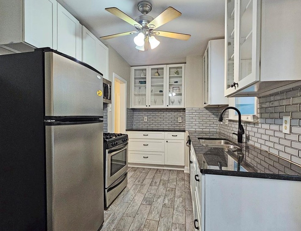 330 Ansley St, Decatur GA 30030-5215 exterior