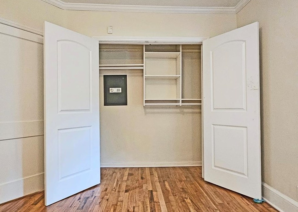 330 Ansley St, Decatur GA 30030-5215 exterior