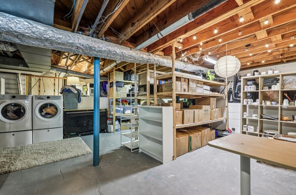 1142 Vistavia Cir, Decatur GA  30033-3418 exterior