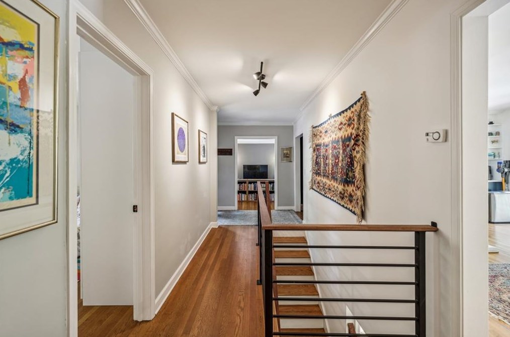 1142 Vistavia Cir, Decatur GA  30033-3418 exterior