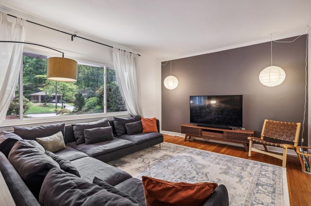 1142 Vistavia Cir, Decatur GA  30033-3418 exterior