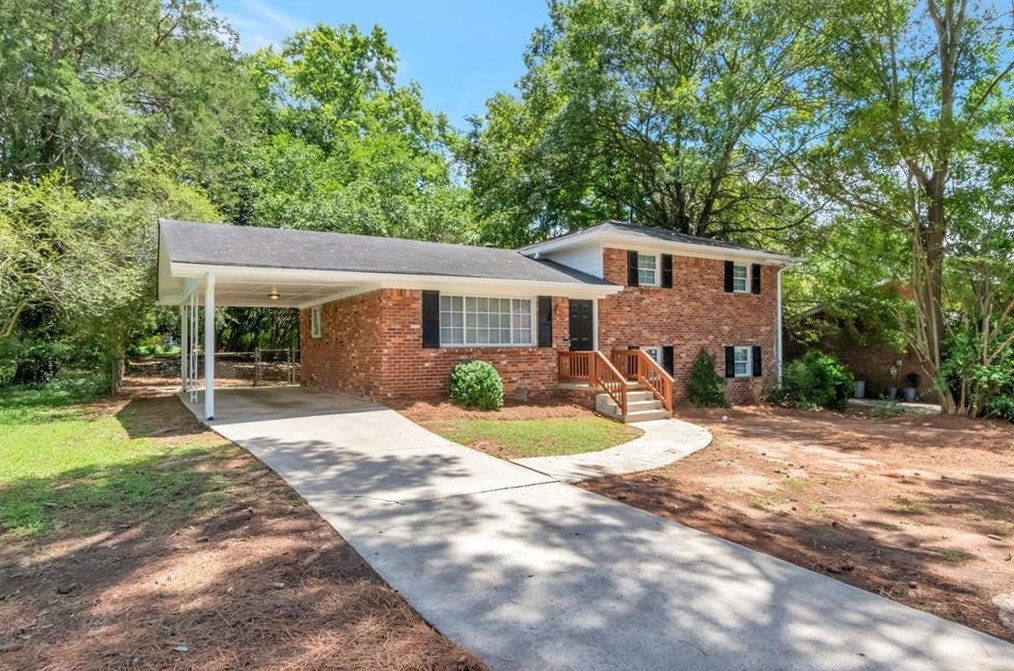 1596 Hampshire Pl, Decatur, GA 30032