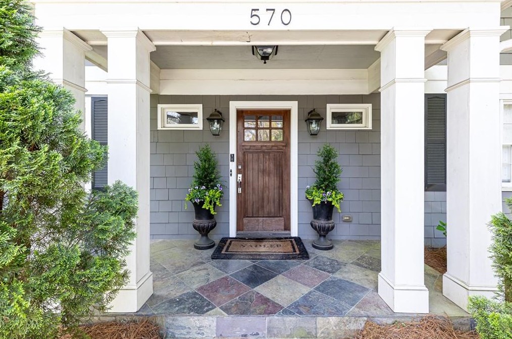 570 Collier Rd, Atlanta, GA 30318-2612