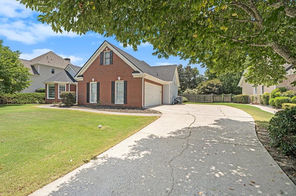 232 Fairway View Crossing, Acworth, GA 30101