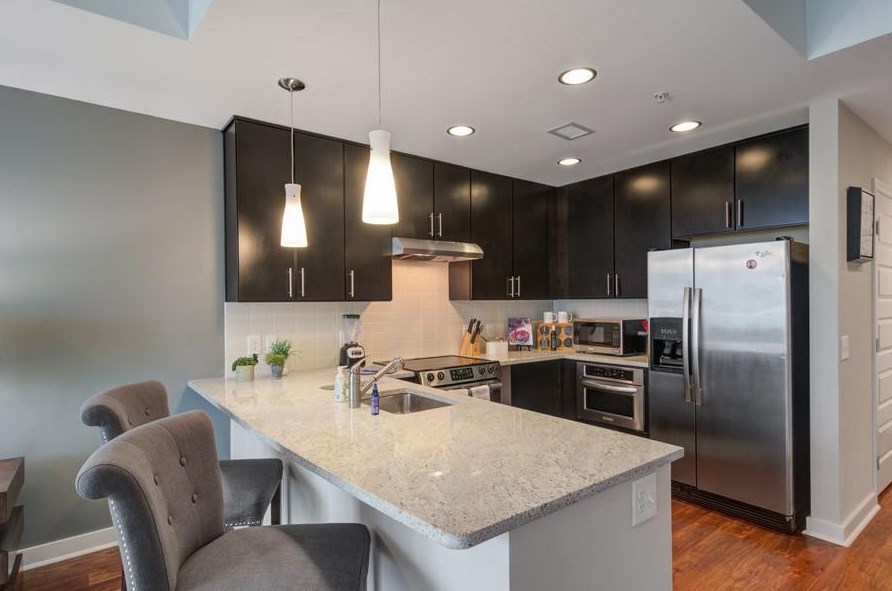 77 12th St, Atlanta, GA 30309-3977