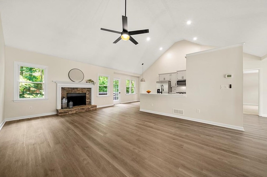 1003 Queensbury Run, Acworth, GA 30102-1788