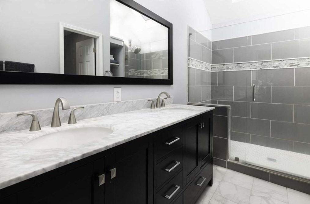 1600 Defoors Walk, Atlanta GA  30318-3012 exterior
