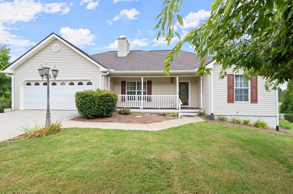 74 Bobcat Alley, Cleveland, GA 30528