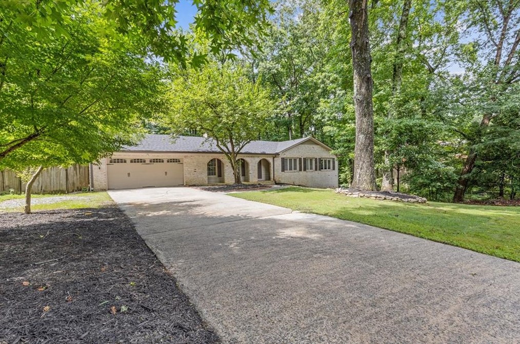 2547 Andover Dr, Atlanta GA  30360-1923 exterior