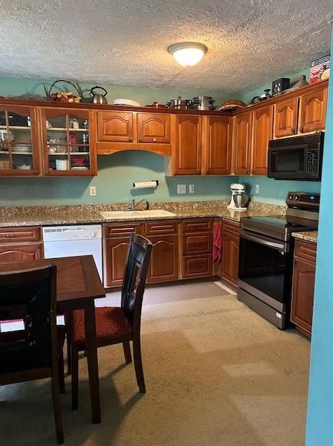 1306 Warsaw Rd, Roswell, GA 30076-1642