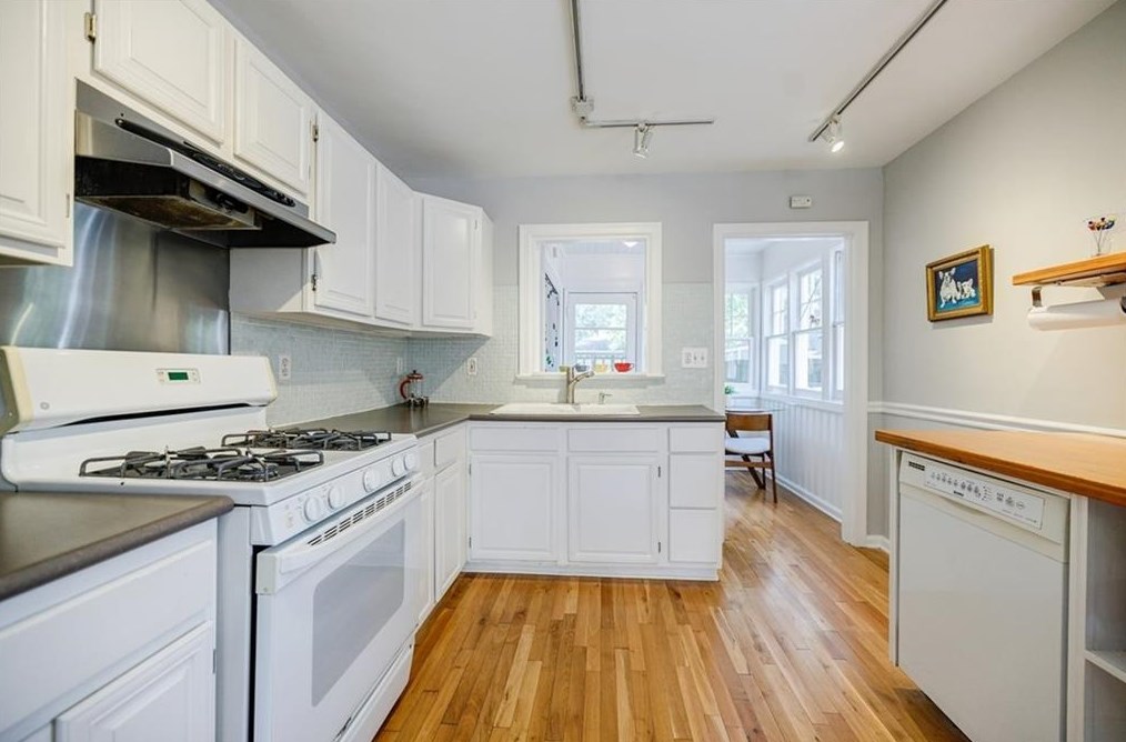 1258 Woodland Ave, Atlanta GA  30324-4517 exterior
