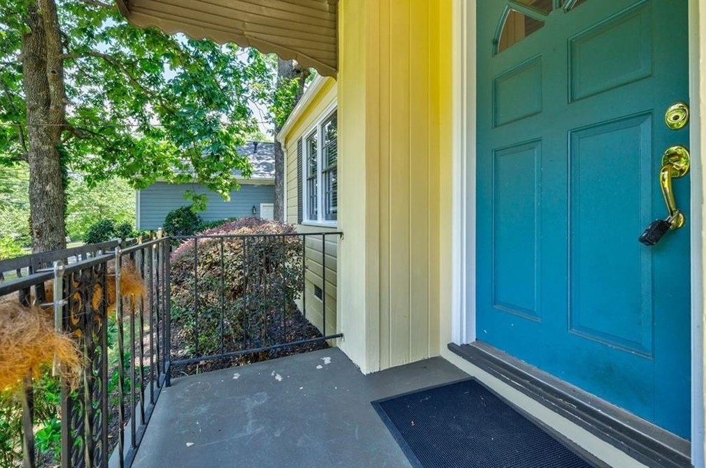 1258 Woodland Ave, Atlanta GA  30324-4517 exterior