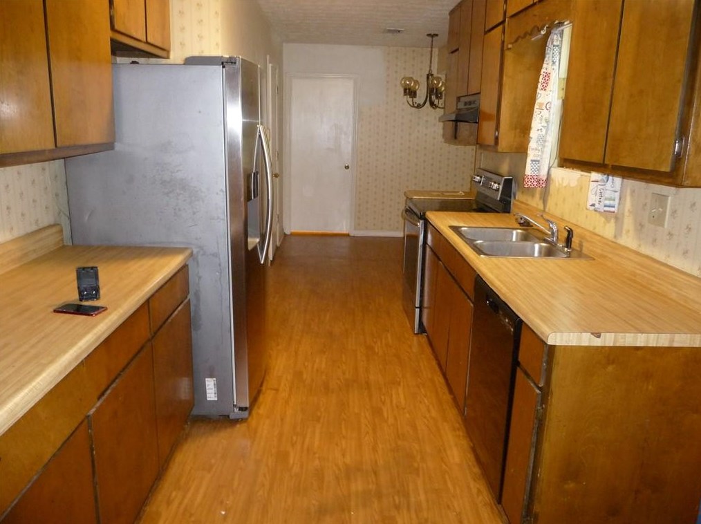 4318 Dogwood Farms Dr, Decatur, GA 30034