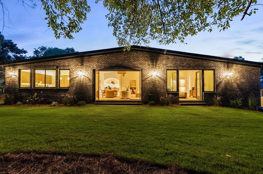 1807 Coventry Rd, Decatur GA  30030-1013 exterior