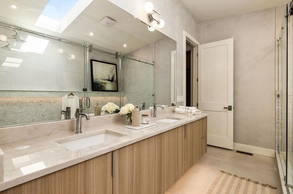 1807 Coventry Rd, Decatur GA  30030-1013 exterior