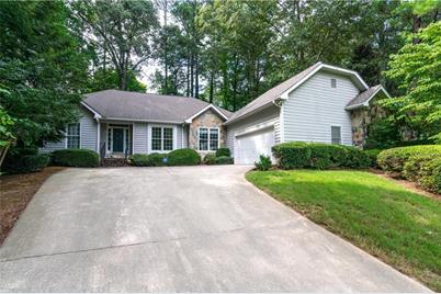 200 Nestor Court, Roswell, GA 30076 - Photo 1