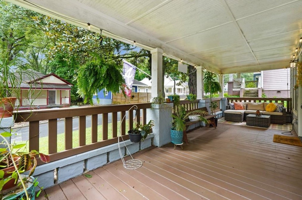 1579 Elixir Ave, Atlanta GA  30314-2216 exterior