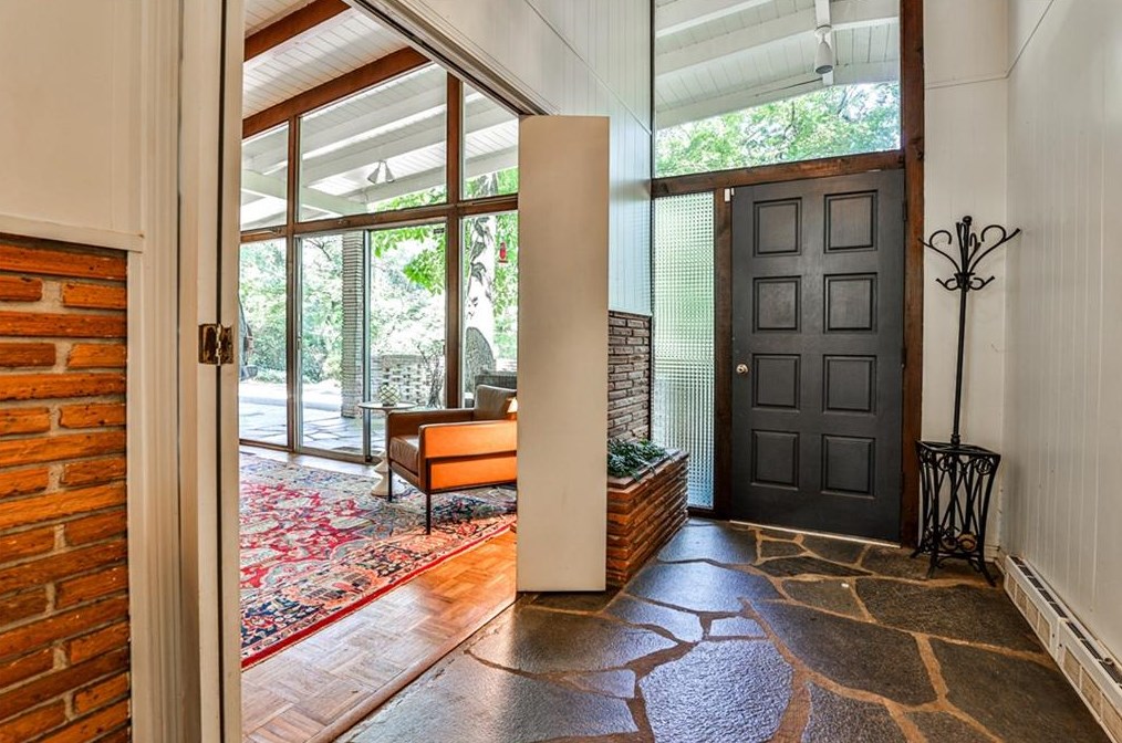 2717 Margaret Mitchell Dr, Atlanta, GA 30327-1840