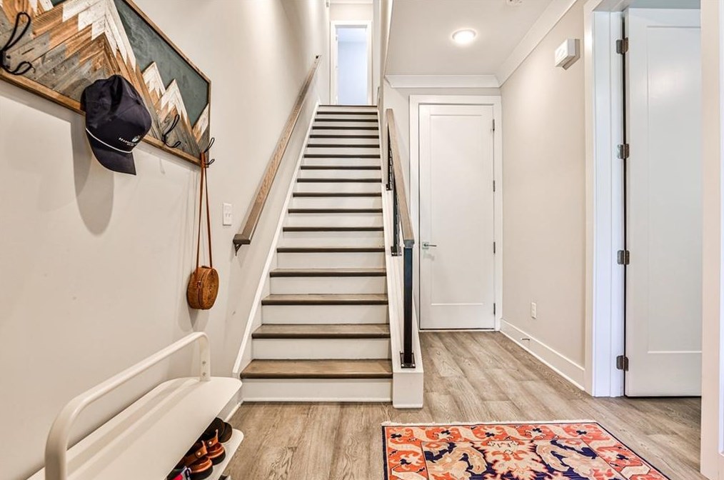 66 Rogers St, Atlanta GA 30317-1018 exterior