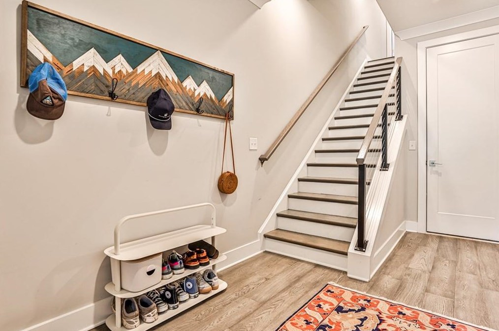 66 Rogers St, Atlanta, GA 30317-0010