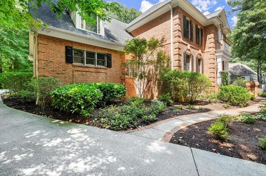 415 Hadley Ct, Atlanta, GA 30350