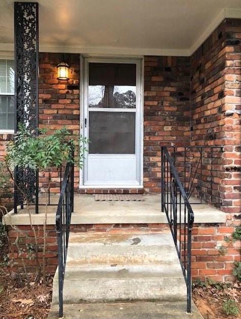 2018 Cliff Valley Way, Atlanta GA  30329-2423 exterior