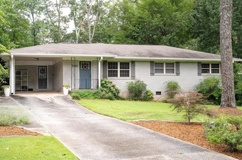 5460 Walker Rd, Stone Mountain, GA 30088-1815