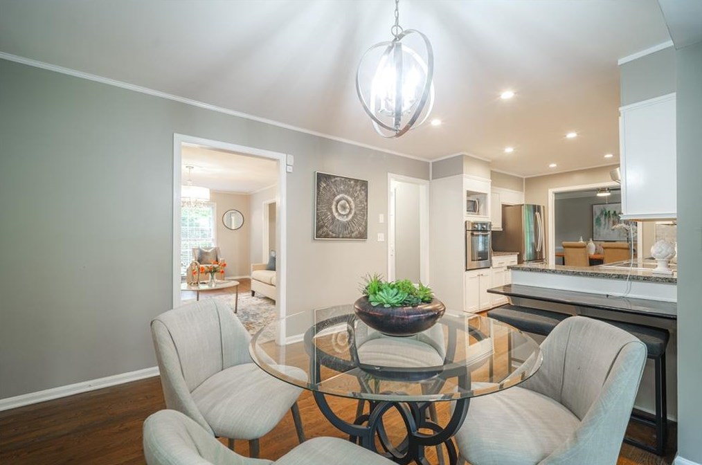 3993 Menlo Dr, Atlanta GA  30340-5117 exterior