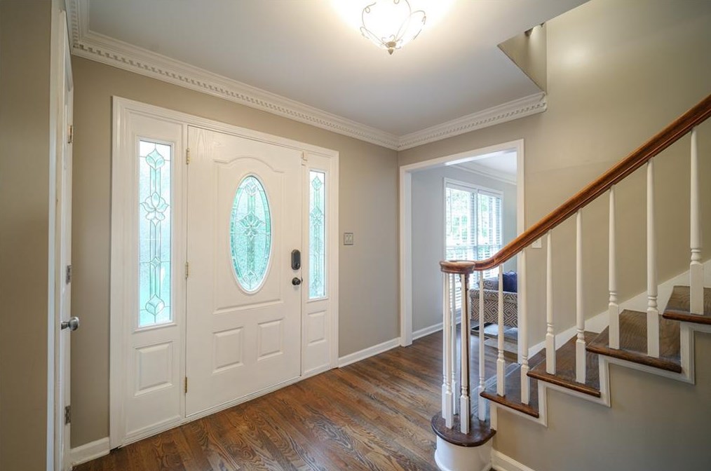 3993 Menlo Dr, Atlanta GA  30340-5117 exterior