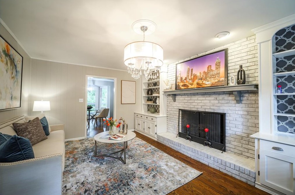 3993 Menlo Dr, Atlanta GA  30340-5117 exterior